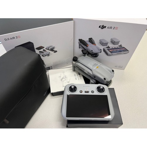 Квадрокоптер DJI AIR 2S Fly More Combo (пульт DJI RC с экраном) в Воронеже