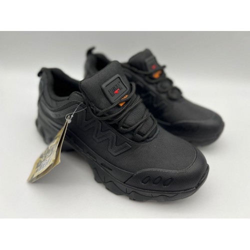 Треккинговые кроссовки «MAGNUM» летние в Воронеже